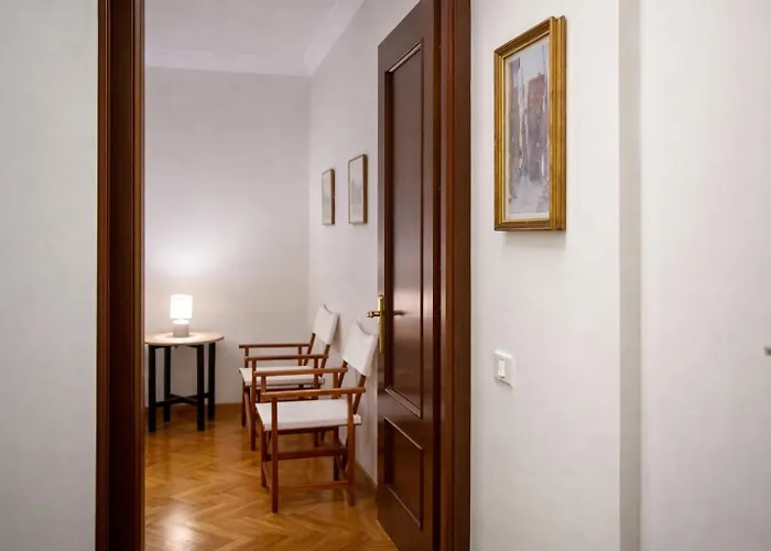 Appartement Peaceful In Piazza Venezia's Alleys