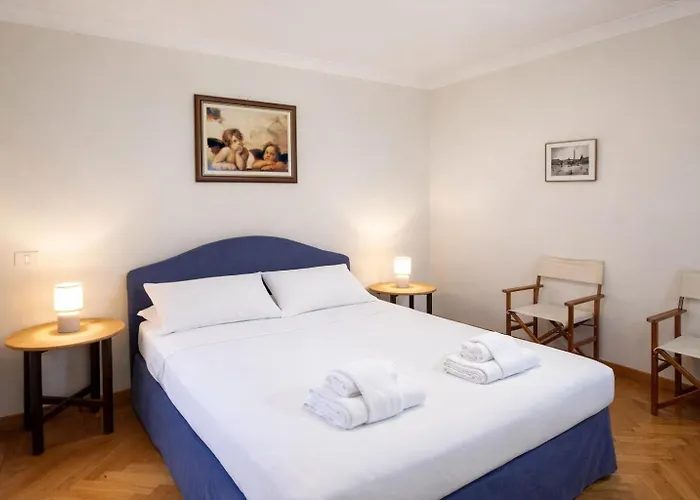 Appartement Peaceful In Piazza Venezia's Alleys